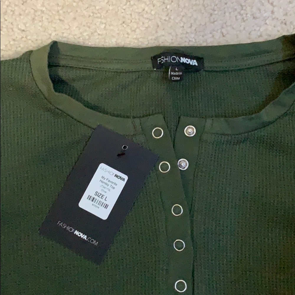 Button down crop top - Picture 2 of 2